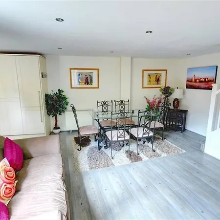 Gabriel's - Beautiful Nestled In The Old Town Apartamento Scarborough