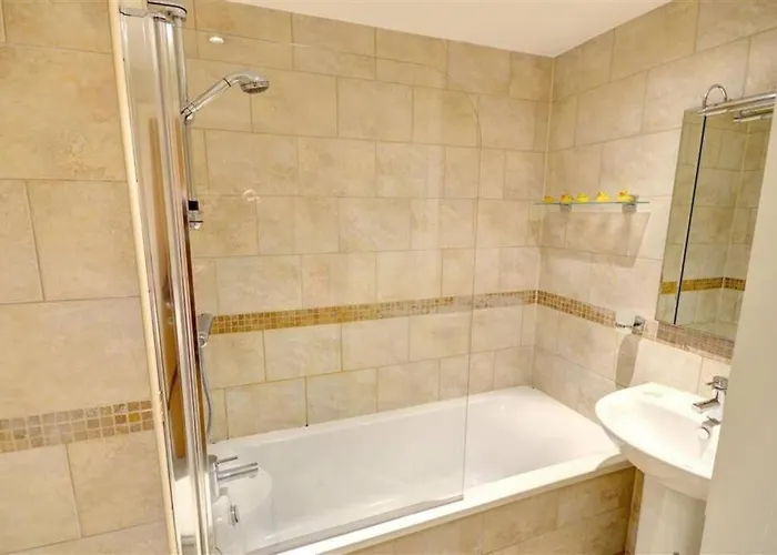 Gabriel's - Beautiful Nestled In The Old Town *