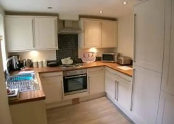 Gabriel's - Beautiful Nestled In The Old Town Scarborough